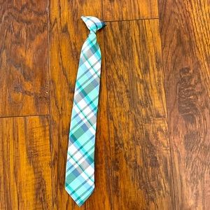 Boys clip tie